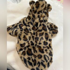 Snuggle Bear- Leopard Hooded Dog Coat- Size Medium 🐾